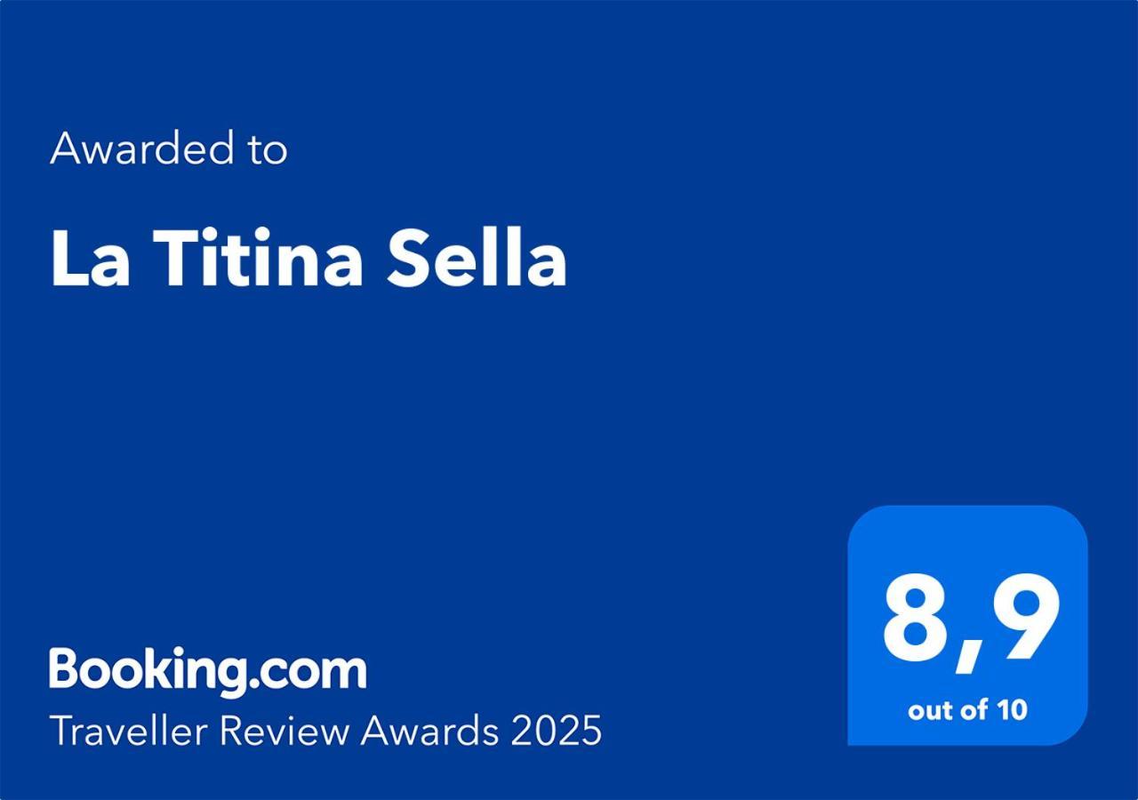 ホテル La Titina Sella バーリ エクステリア 写真